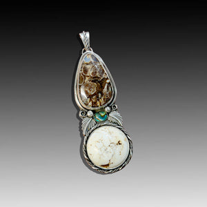 Turtella Jasper, Manganese agate, Paüa Shell Pendant