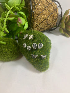 Themed Studs