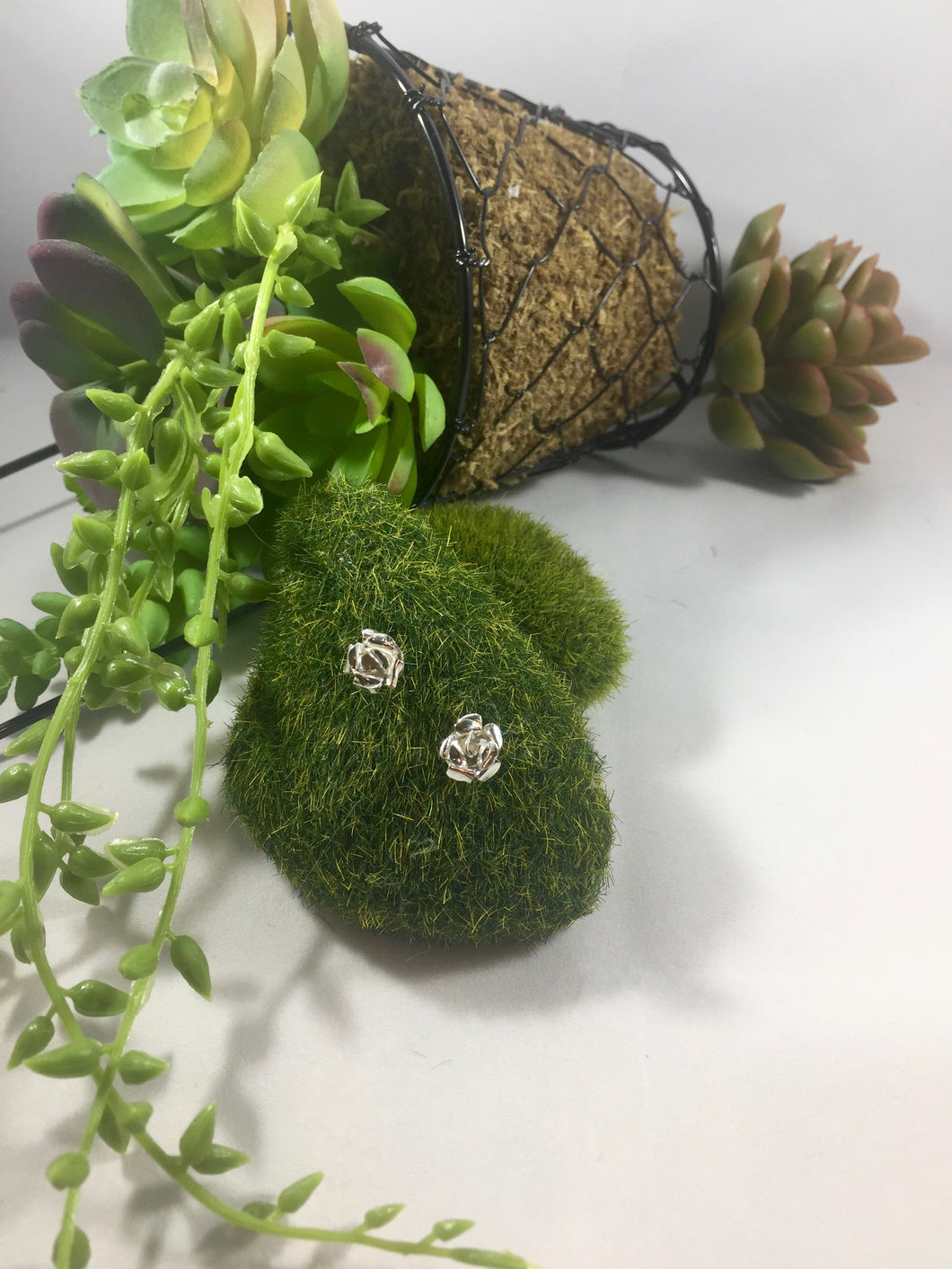Post Earrings: Roses
