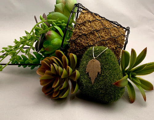 Bronze Leaf Pendant