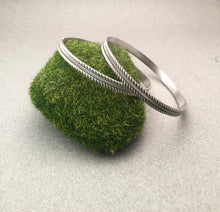 Bangle: Patterned